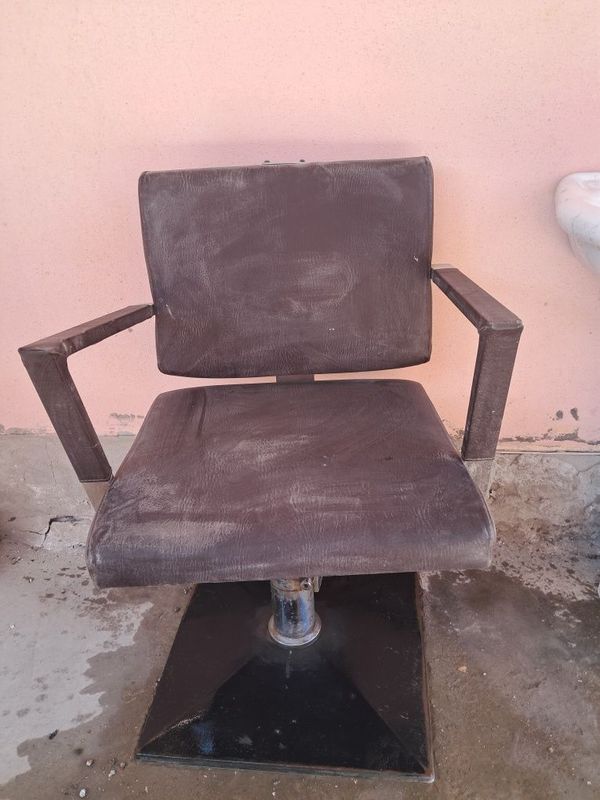 Mujskoy salon jixozlari sotiladi !!! Mujskoy salon jixozlari sotiladi !!!
