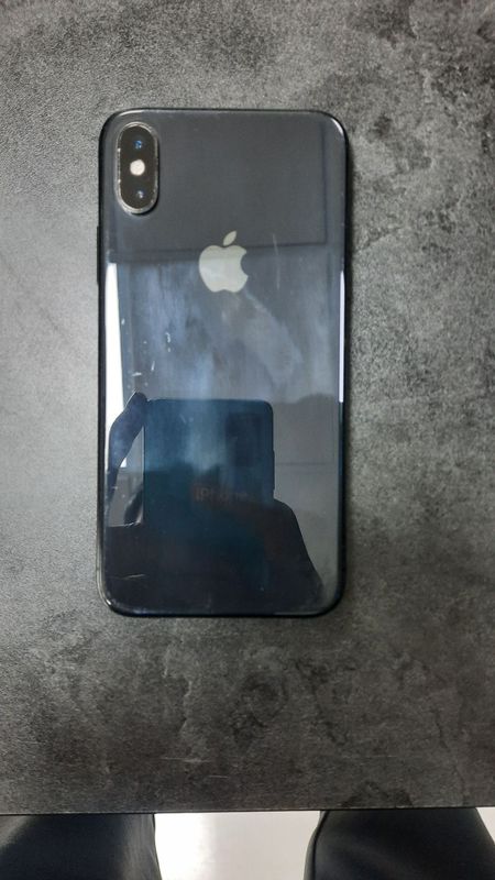 IPhone xs 64 kardok yo