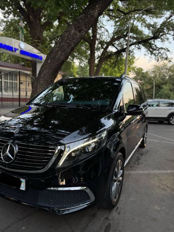 Mersedes benz Vito. Electro EQV 300. Минивэн Mersedes benz Vito. Electro EQV 300. Минивэн