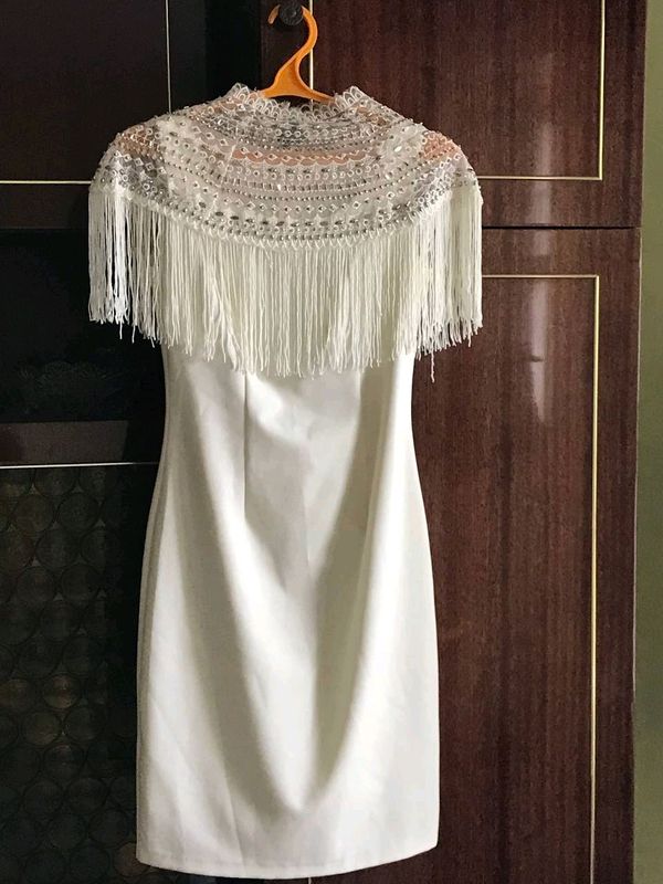Zor vechirni koʻylak