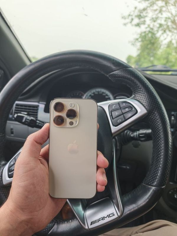 Iphone 14 pro LL/A 97 yomkost 512 tali holati ideal