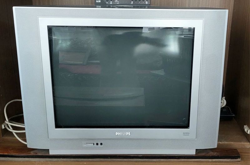 Продам телевизор Philips Продам телевизор Philips