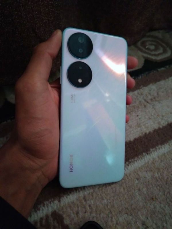 HONOR X 7B Yangi telefon ayib yoq karobka dakumet ful Yangi telefon HONOR X 7B Yangi telefon ayib yoq karobka dakumet ful Yangi telefon