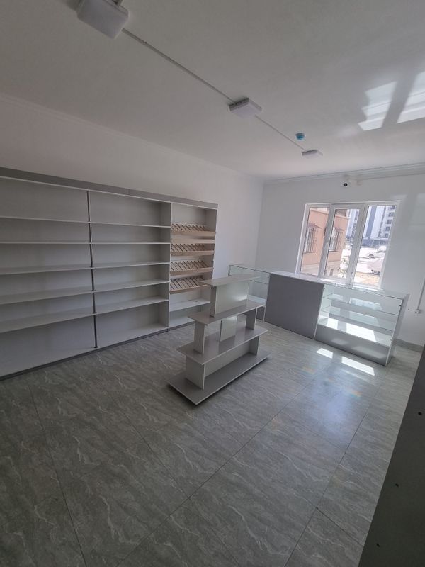 Sotiladi 120 m² savdo do'koni va ofis uchun mo'ljallangan Sotiladi 120 m² savdo do'koni va ofis uchun mo'ljallangan