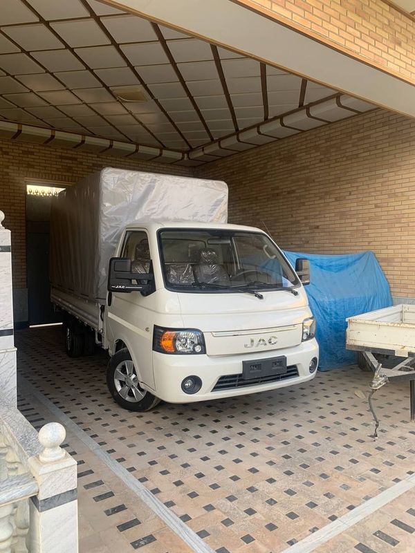 Jac moshini yangi 2 oy bòldi salondan olingan Jac moshini yangi 2 oy bòldi salondan olingan