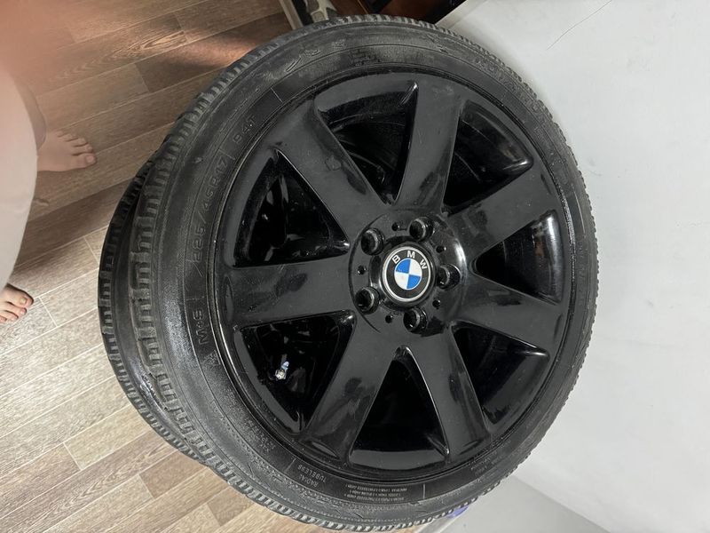 BMW мошинага 17 диска BMW мошинага 17 диска