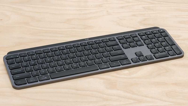 Logitech mx keys Logitech mx keys