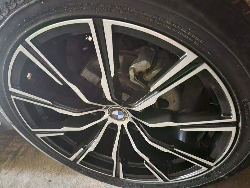 R20 BMW diska sotiladi 4 dona R20 BMW diska sotiladi 4 dona