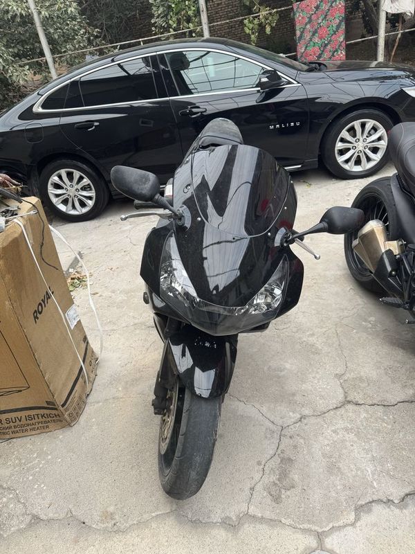 Honda cbr 954rr 2003-yil Honda cbr 954rr 2003-yil