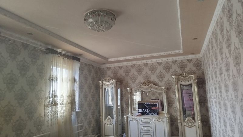 Srochna sotiladi 8 sotix hovli Srochna sotiladi 8 sotix hovli