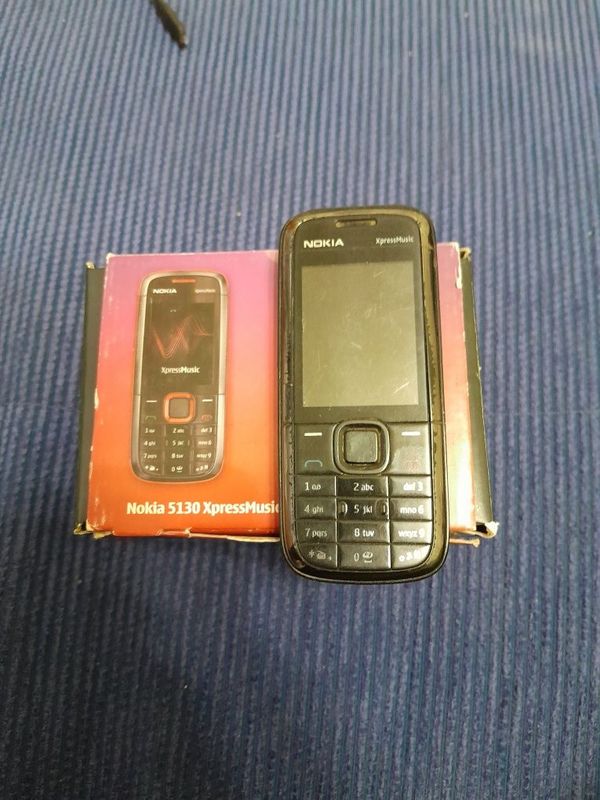 Nokia 5130 express music Nokia 5130 express music