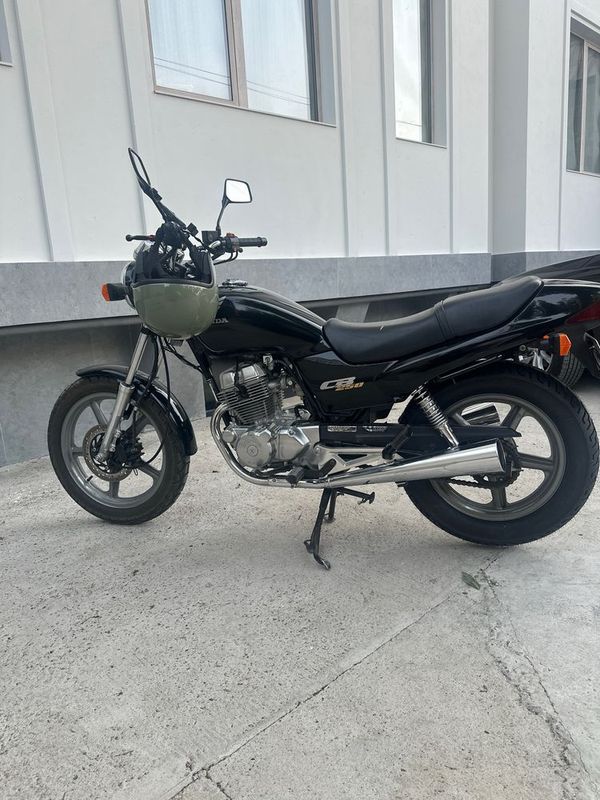 Мотоцикл класик, без проблем Honda cb250, 2000г.в., 18 500 км Мотоцикл класик, без проблем Honda cb250, 2000г.в., 18 500 км