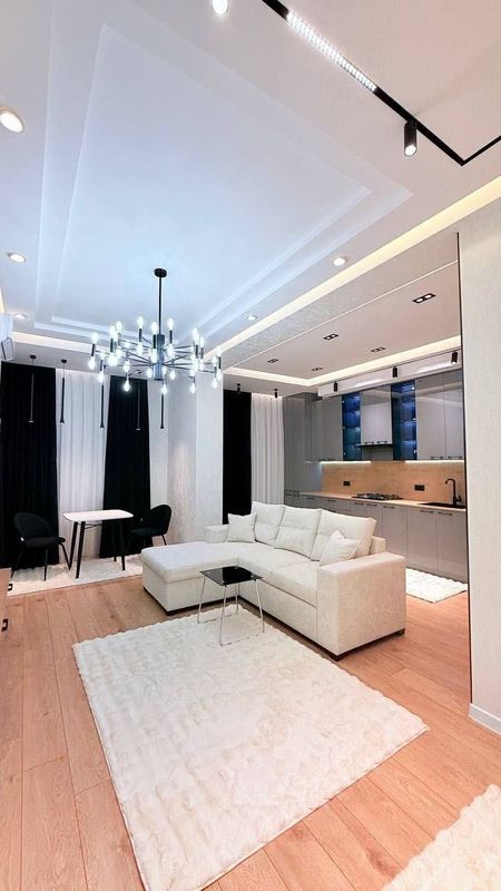 Luminar House Продается 2 комнатная квартира ремонт Шота Руставели Luminar House Продается 2 комнатная квартира ремонт Шота Руставели