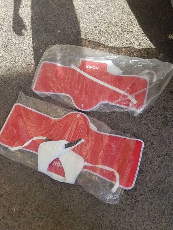 Taekwondo KWON protektor yangi Xitoy Taekwondo KWON protektor yangi Xitoy