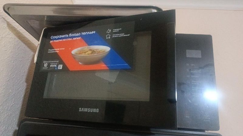 Микроволновка Samsung янги новый сотилади Микроволновка Samsung янги новый сотилади
