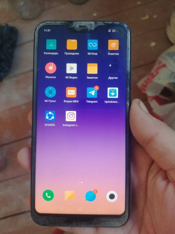 Redmi 6 pro 64GB 250 mng Redmi 6 pro 64GB 250 mng
