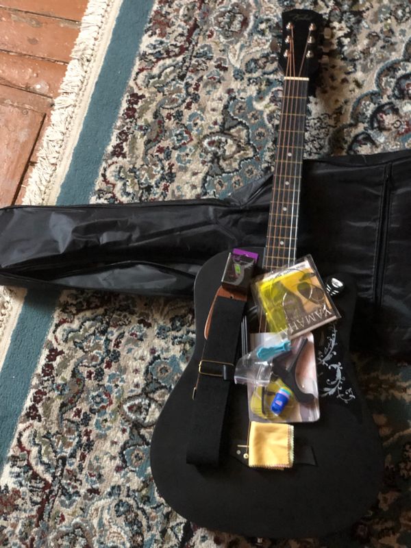 Akustik Gitara narxi 650ming kami bor