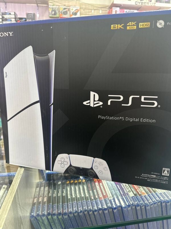 Playstation 5 SLIM Playstation 5 SLIM