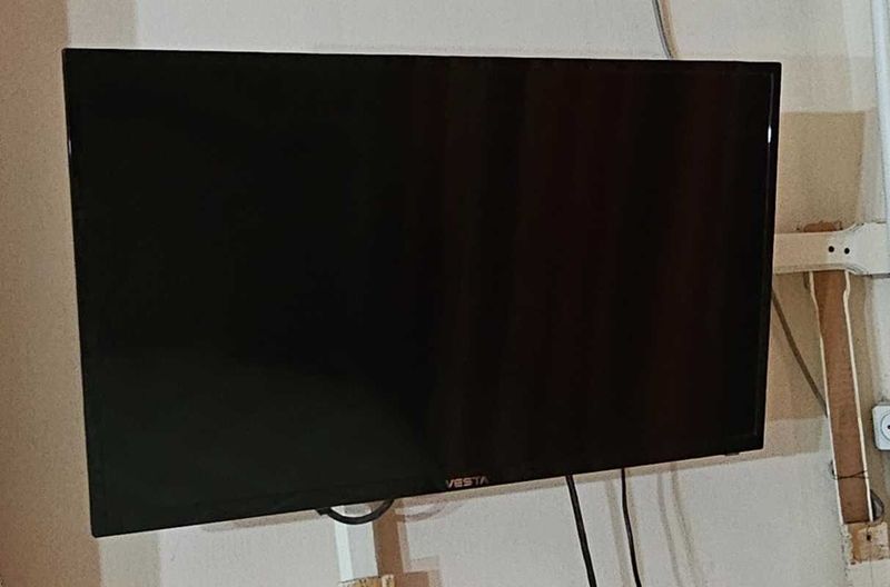 Телевизор марки vesta 32 дюм Телевизор марки vesta 32 дюм