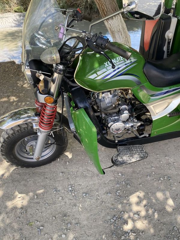 Moto xunjie, muzika bor, vazni 430kg, yuk kutarish:1420kg Moto xunjie, muzika bor, vazni 430kg, yuk kutarish:1420kg
