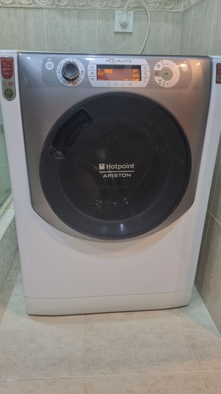 Стиральная машина Hotpoint-Ariston 11кг Стиральная машина Hotpoint-Ariston 11кг