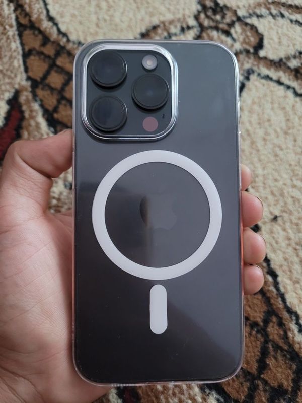 Iphone 15 pro srochni sotiladi