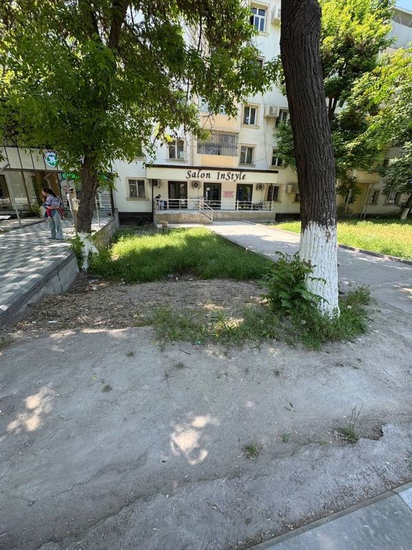 Продаётся Нежилое 68м2 фасад 10 метр / Фархадский рынок Продаётся Нежилое 68м2 фасад 10 метр / Фархадский рынок