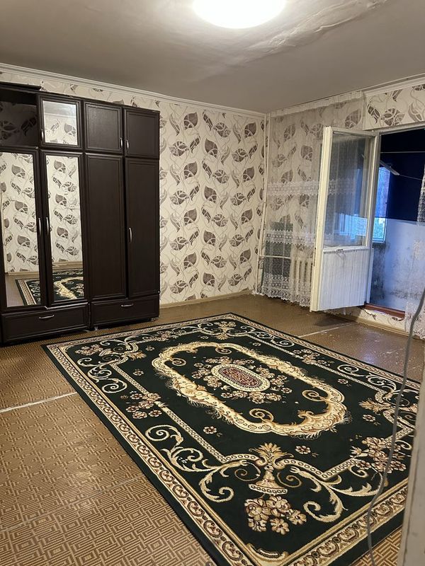 Сдается 1-комн кв-ра за 200$ для семьи Сдается 1-комн кв-ра за 200$ для семьи