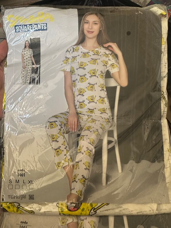 Ayollar pijamasi razmer xl Ayollar pijamasi razmer xl