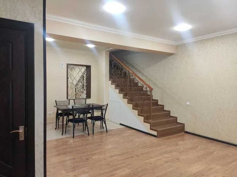ID 3143 АРЕНДА ДОМА 3 Комнатная в Новомосвковская. посолства Индия. ID 3143 АРЕНДА ДОМА 3 Комнатная в Новомосвковская. посолства Индия.