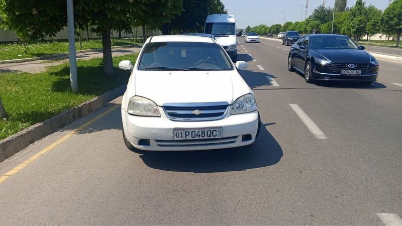 Срочно продам ласети Срочно продам ласети