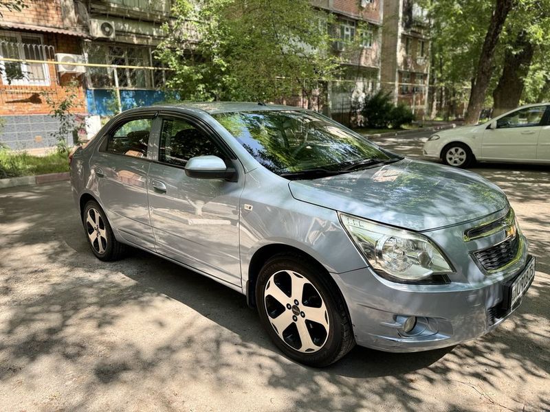 Cobalt 2013 года Cobalt 2013 года