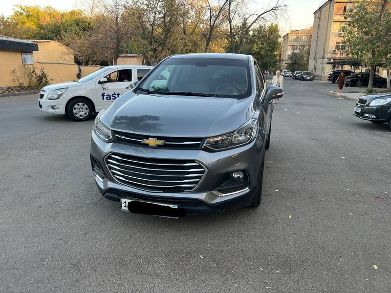 Срочно продам ТРЕКЕР 1 М/Т 2020