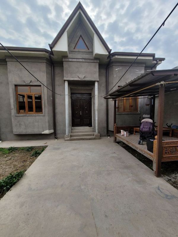 Sotiladi uchastka xonobodda yengi qurilgan 3 sotix yashash joyi 125 Sotiladi uchastka xonobodda yengi qurilgan 3 sotix yashash joyi 125