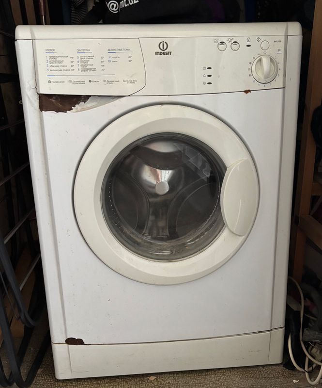 Продается стиральная машинка Indesit. Продается стиральная машинка Indesit.