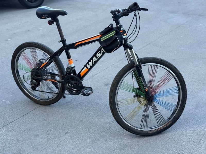 Velosiped (24 o'lcham). B/u Velosiped (24 o'lcham). B/u