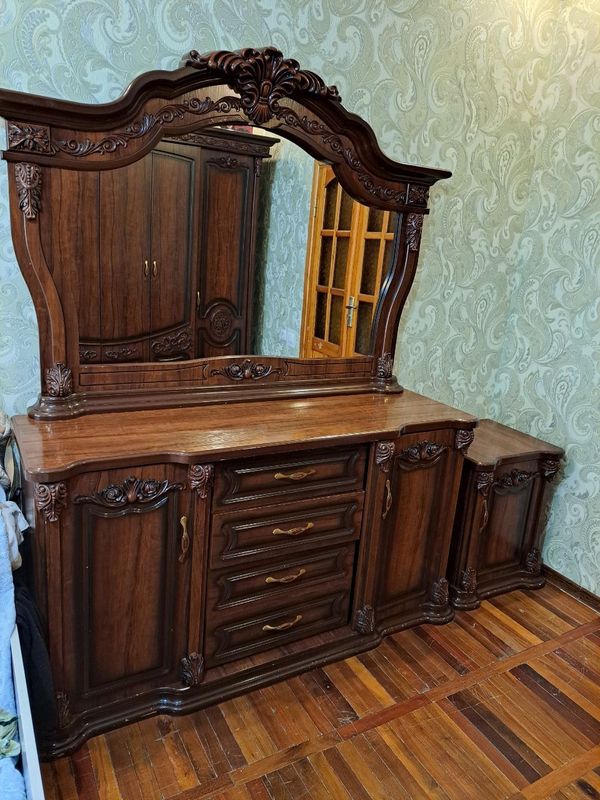 spalniy mebel sotiladi