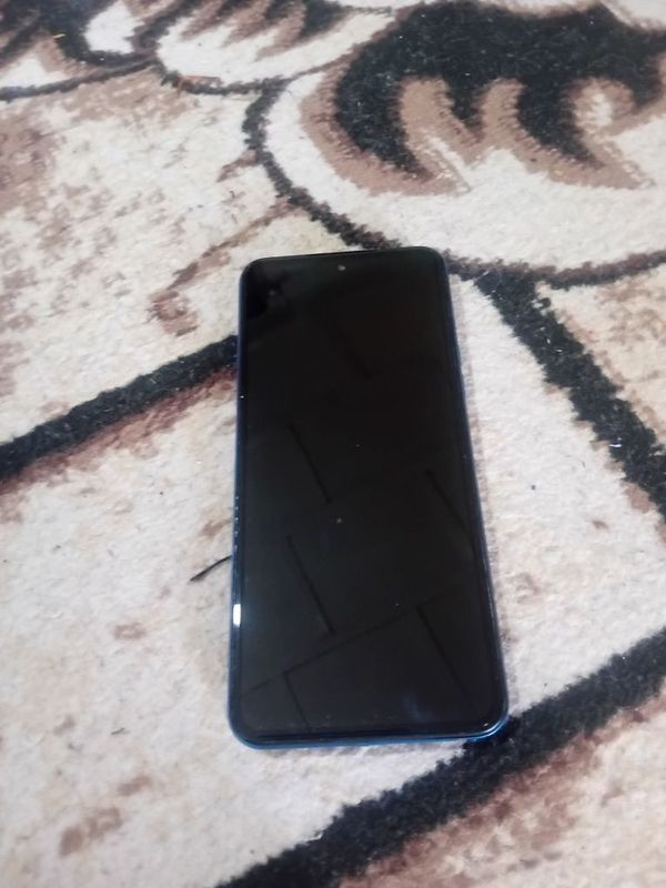 Srochni TECNO POVA Neo 3 smartfoni sotiladi