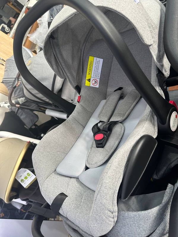 Продается Коляска Kidilo 2в1 Продается Коляска Kidilo 2в1