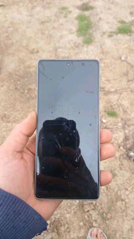 infinks gt 20 pro 8+8 256 95 % yangi narxi 3.000 infinks gt 20 pro 8+8 256 95 % yangi narxi 3.000