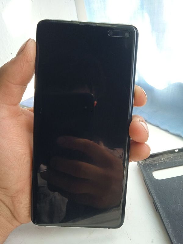 Samsung S10 5G 256xotira Samsung S10 5G 256xotira