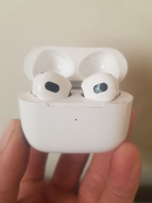 Air pods kafolat beriladi