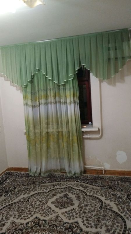 ижарага узок муддатка оилага 3 хонали Уй берилади ижарага узок муддатка оилага 3 хонали Уй берилади
