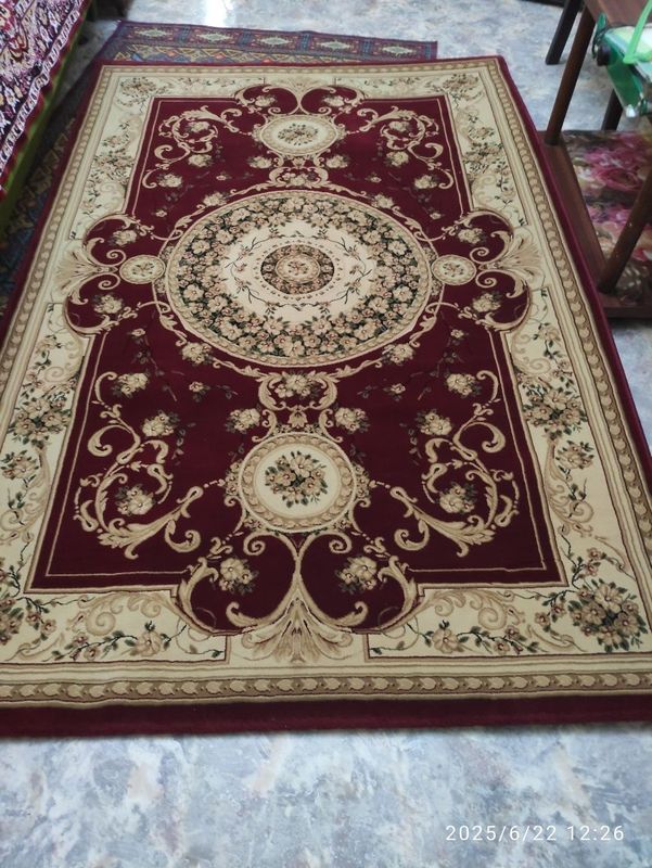 Два ковра 150*230, производство Турция Два ковра 150*230, производство Турция