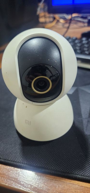Камера red mi 360 gradus ишлиди состояние отличное Камера red mi 360 gradus ишлиди состояние отличное
