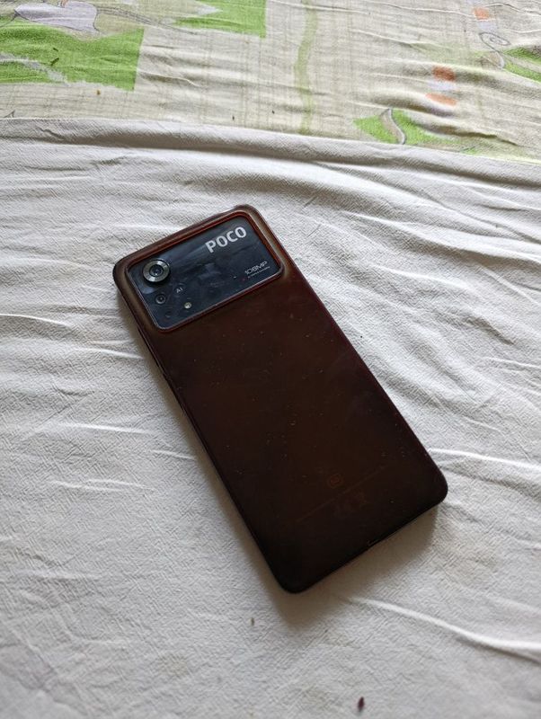 Poco X4 Pro 6+6/128GB Amoled ekran отлично состояние Poco X4 Pro 6+6/128GB Amoled ekran отлично состояние