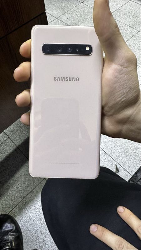 Samsung s10 5G 8-256