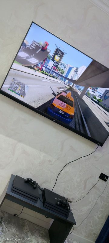 Плейстейшен PS4 игровая приставка Плейстейшен PS4 игровая приставка