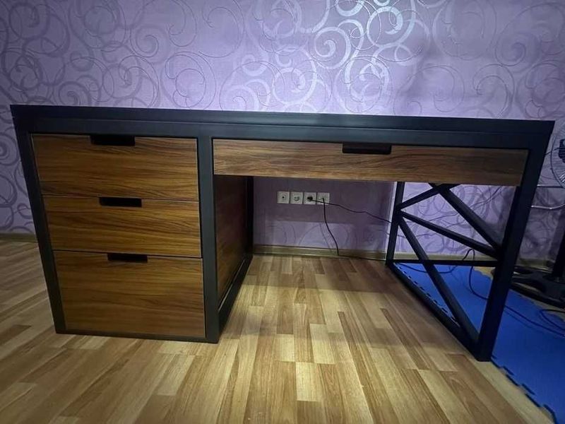Стол, стулья, комплекты , стеллажи, Loft