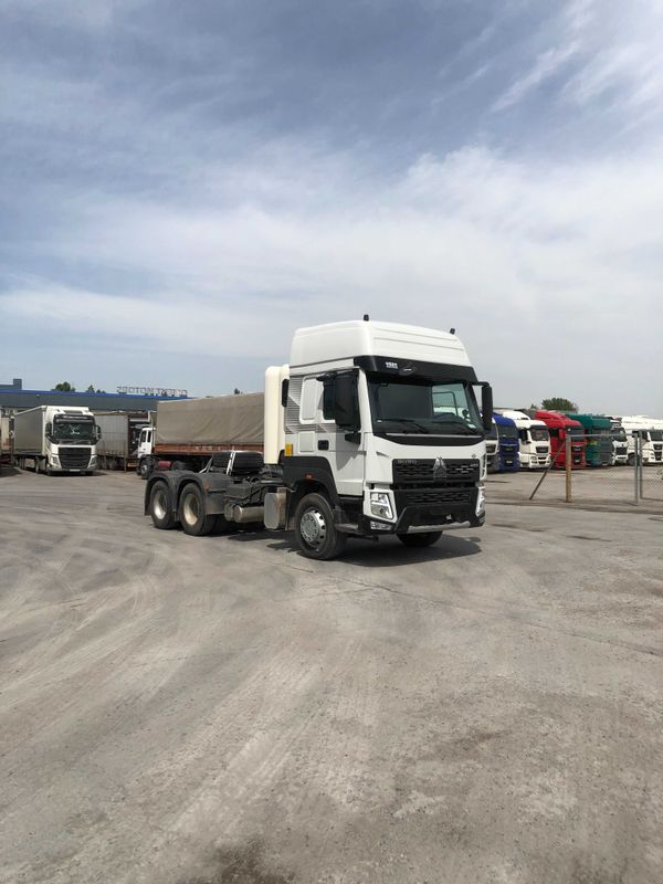 Самый дешевый тягач HOWO V7X CNG от официального дилера Самый дешевый тягач HOWO V7X CNG от официального дилера